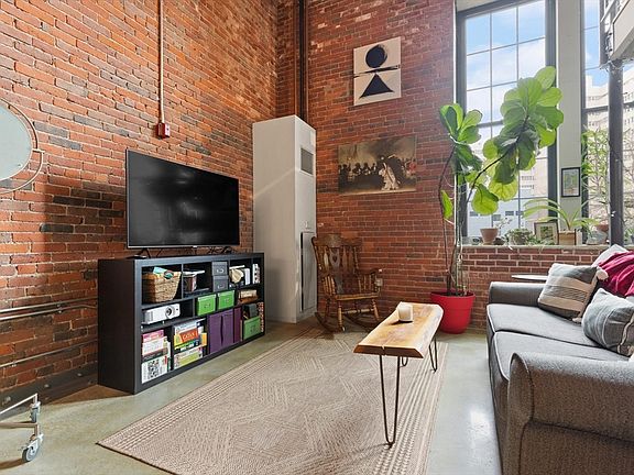 5th image of 251 Heath St APT 205