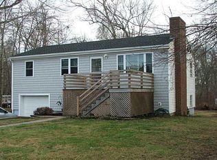 9 Mockingbird Ln, Westerly, RI 02891