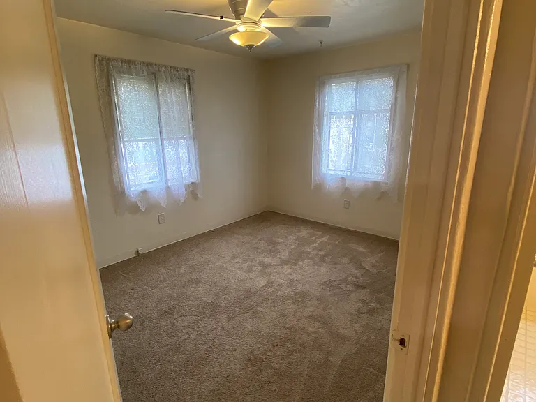 1640 Columbia Dr SE — Photo 7