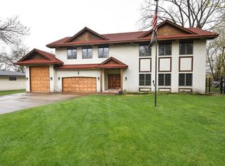 8410 Palm St NW, Coon Rapids, MN 55433