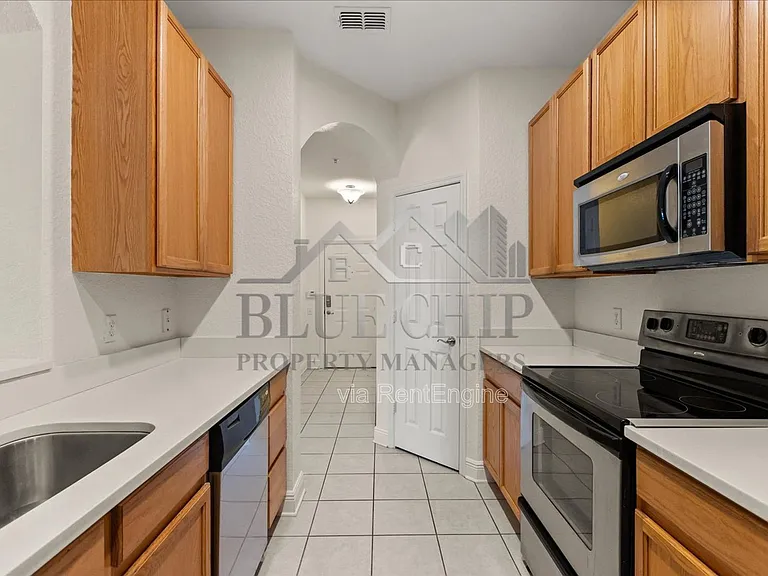 6402 Cava Alta Dr #206 — Photo 11