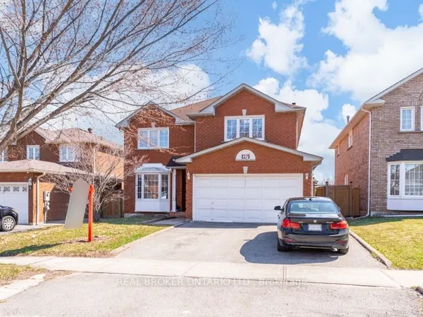 27 Alicewood Dr #Basement, Markham, ON L3S 3E3