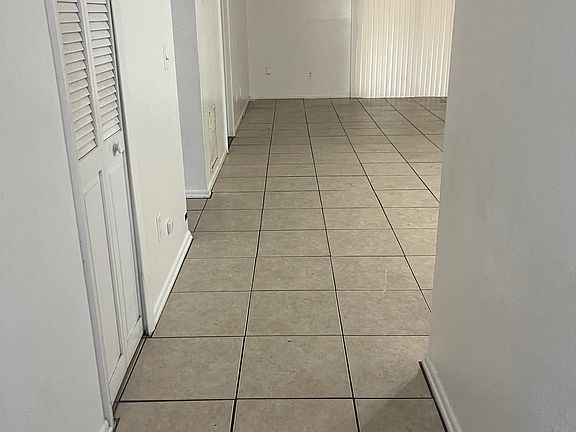 2nd image of 1332 W Evans Cir