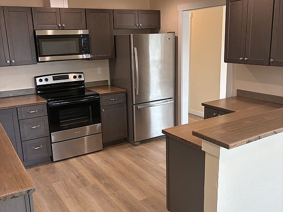 5th image of 3018 Place St