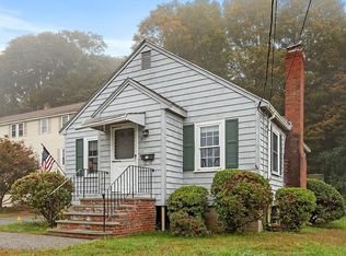 9 Garfield Ave, Danvers, MA 01923