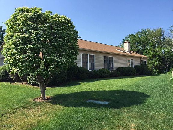 3rd image of 1961 Cherryvale Ct
