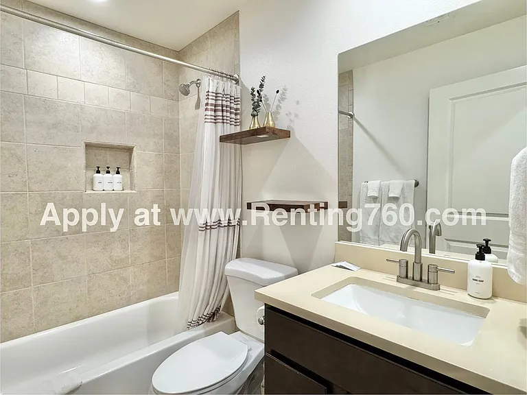 8621 Amador Ave — Photo 15