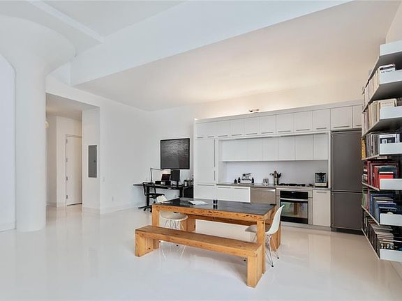 2nd image of 27-28 Thomson Ave #527