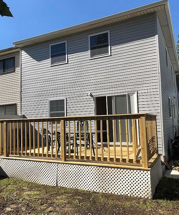 1st image of 58 Ladd Ave