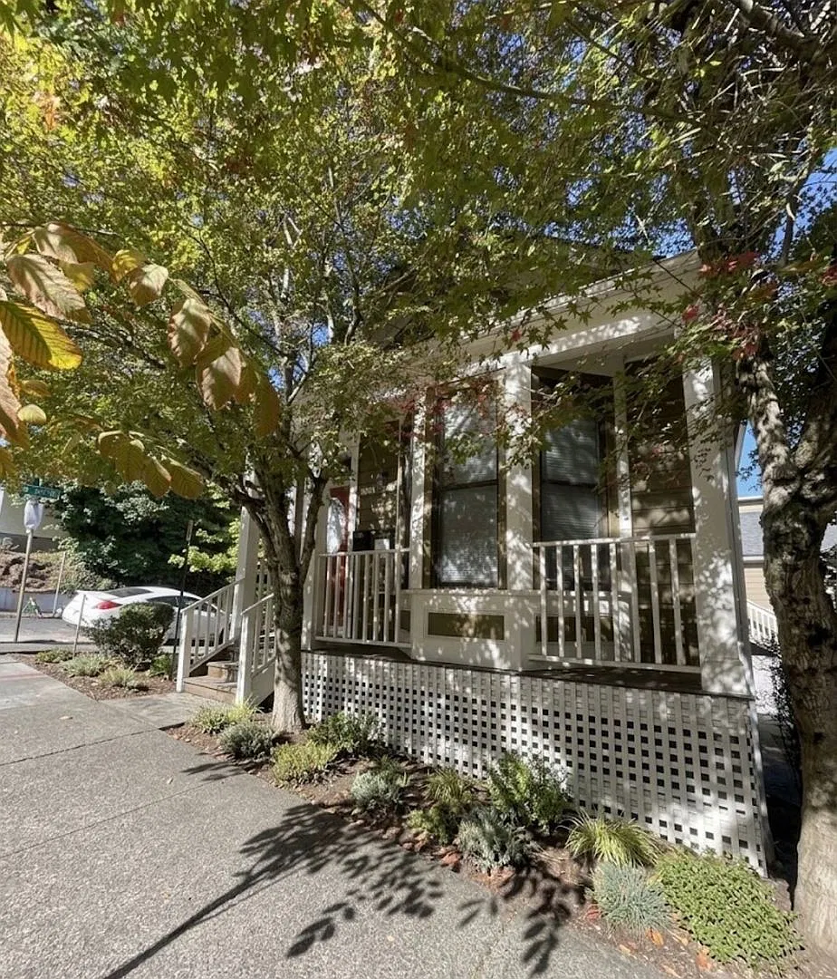 #274 Goose Hollow Apartments — Photo 3