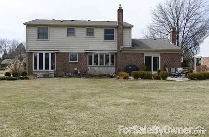 2nd image of 1700 Chatham Dr