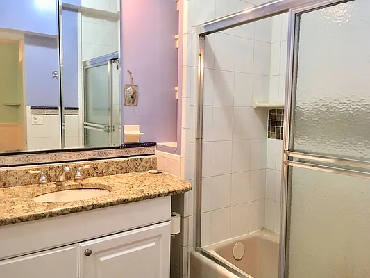 Rented by In Haus LLC | media 17