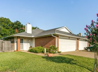 6317 Mark Ct, North Richland Hills, TX 76182