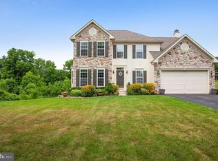 44 Caversham Dr, West Grove, PA 19390