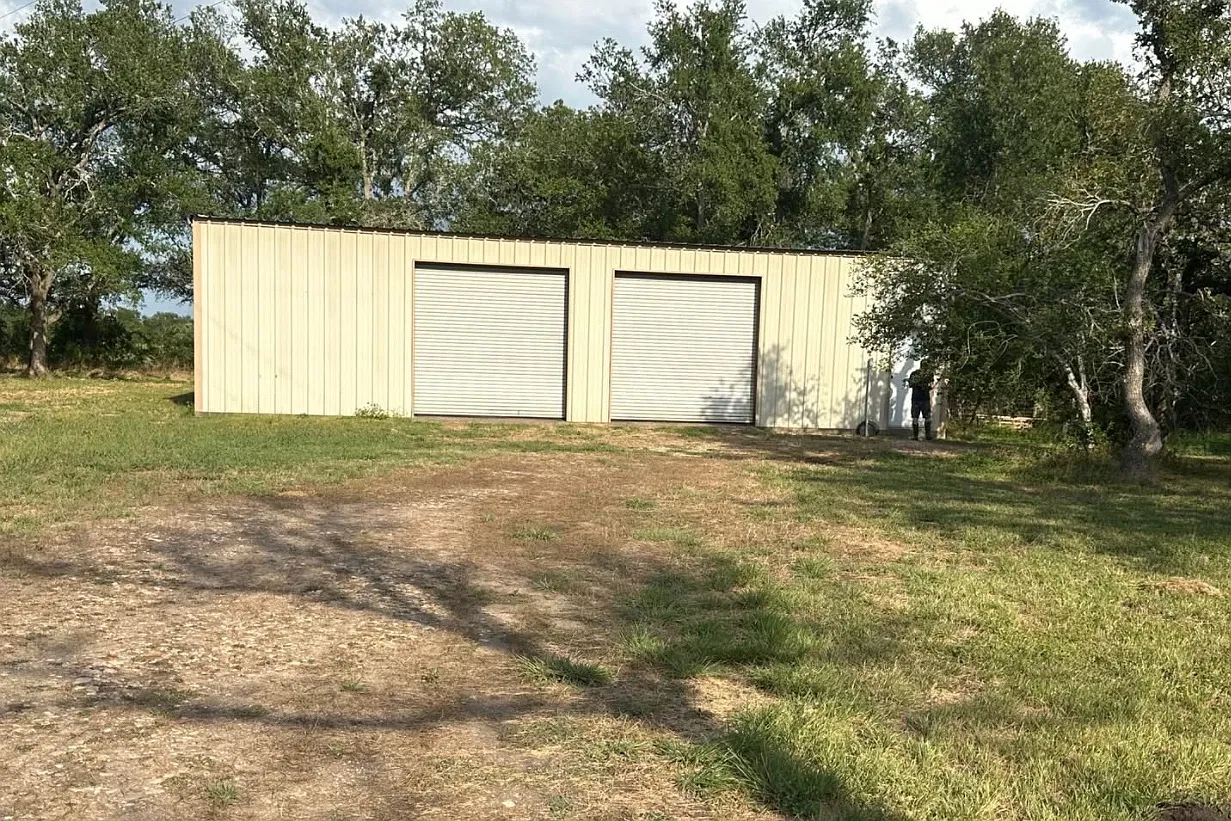 10807 Jones Rd — Photo 3