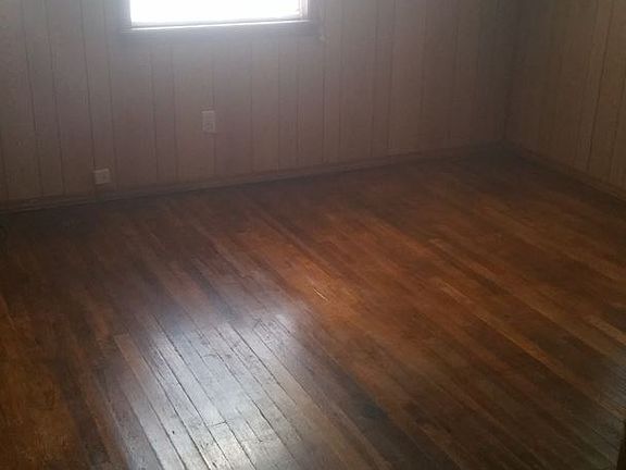 5th image of 2761 Waggoner Ave