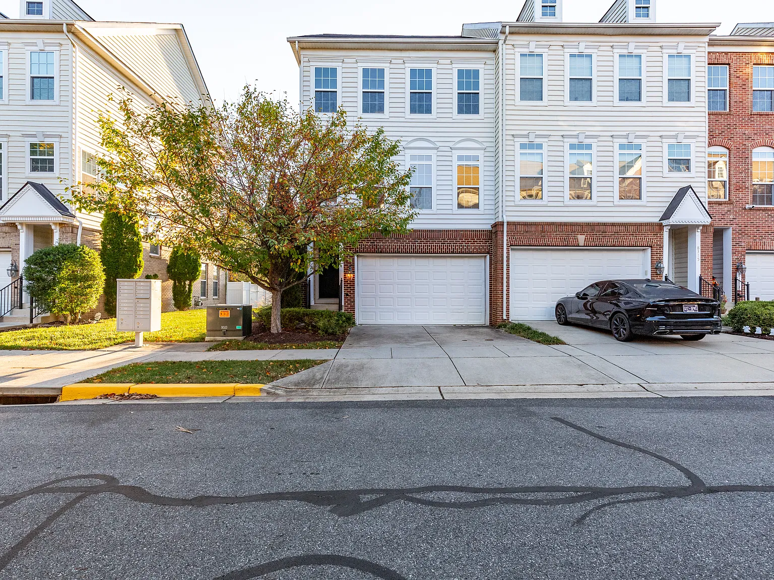 3 bed, 1760 sqft, $3,000 — Photo 1