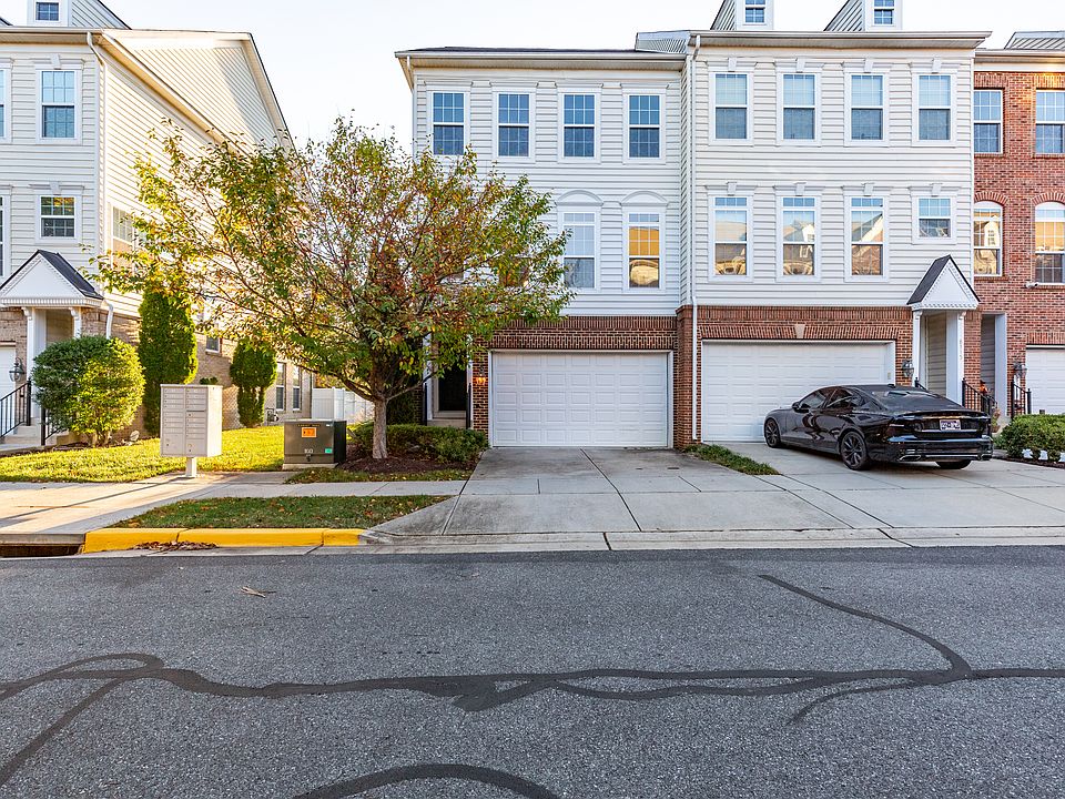 1st image of 8317 Gibbs Way