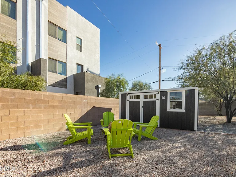 1433 E Osborn Rd — Photo 29