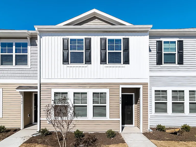 546 Wendell Falls Pkwy — Photo 1