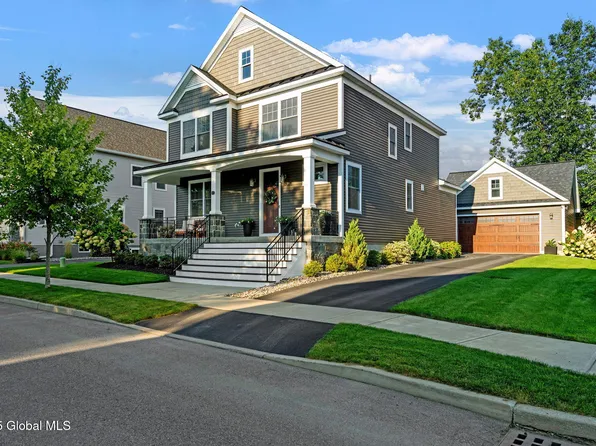 10 Richard Avenue, Saratoga Springs, NY 12866