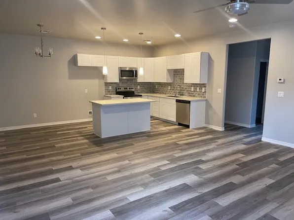 3418 Mulberry Ln, Kingman, AZ 86409