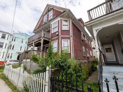 15 Quincefield St, Dorchester, MA, 02125