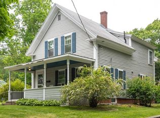 13 Forest St, Reading, MA 01867