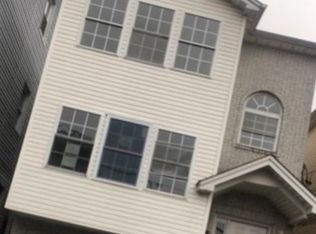 727 S 19th St #2, Newark, NJ 07103