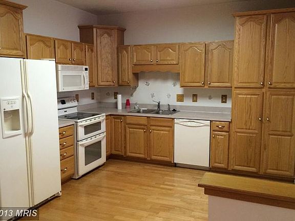 3rd image of 281 Sunbrook Ln #87