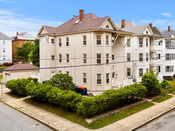 203 Deane St, New Bedford, MA 02746