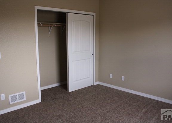 5th image of 4704 Castor Dr