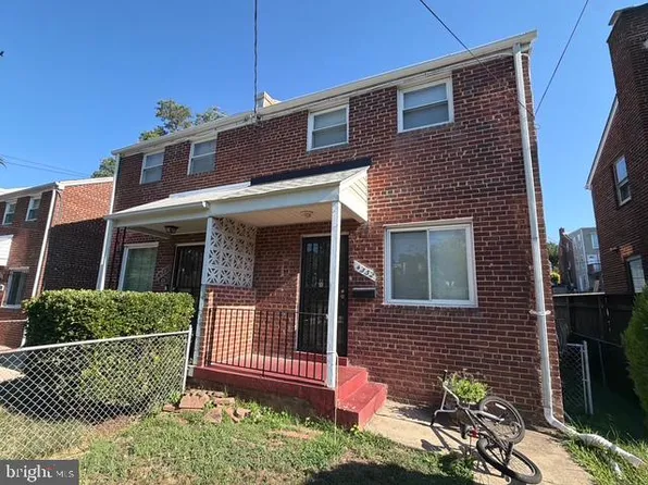 4332 D St SE, Washington, DC 20019