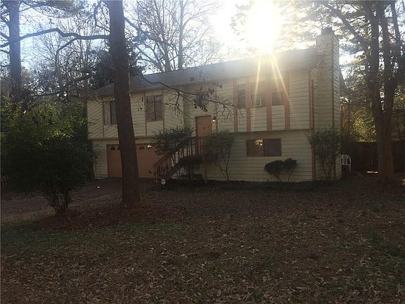 3rd image of 533 Jaywood Dr