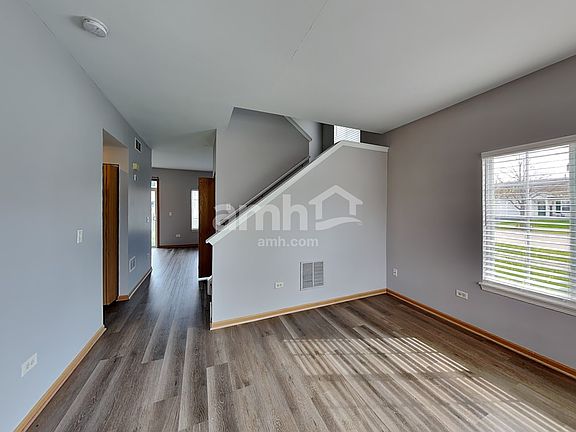 5th image of 1101 Burns Ln #1101