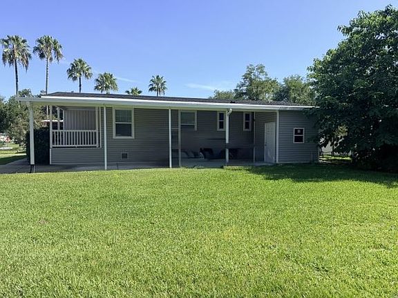 3rd image of 102 Summer Cir #102