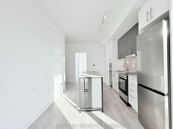 3rd image of 9763 Markham Rd #1603