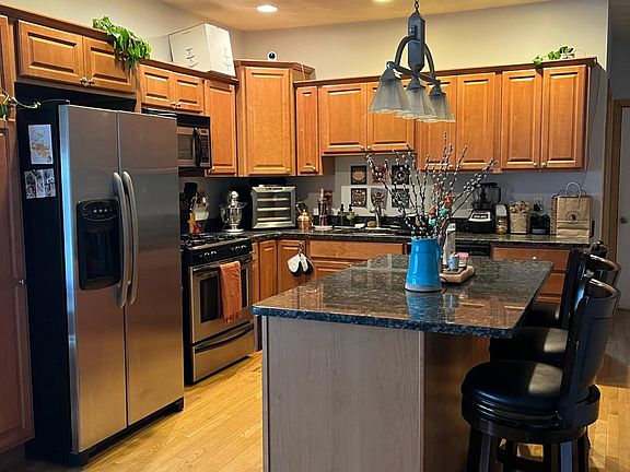 4th image of 16 Frankfort St #1