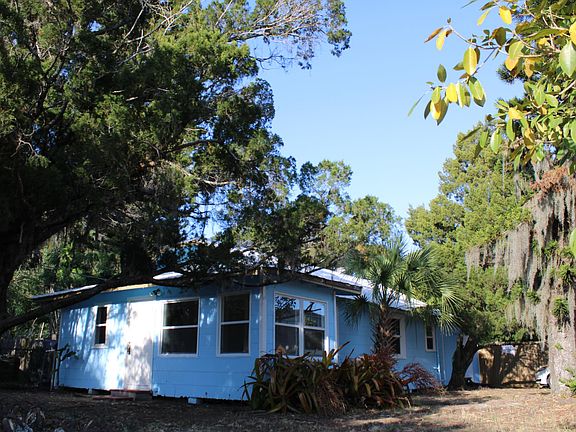 2nd image of 3706 Royal Palm Ave #A
