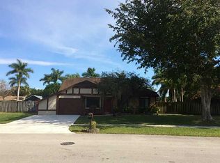 850 S Wind Cir, Sunrise, FL 33326