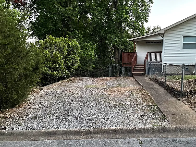 455 East Dr — Photo 14