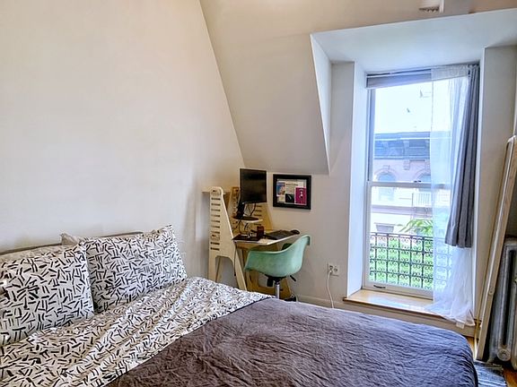 5th image of 6 W 87th St APT 10