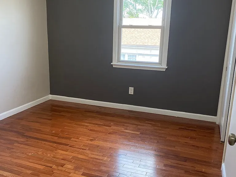 680 N Main St — Photo 7