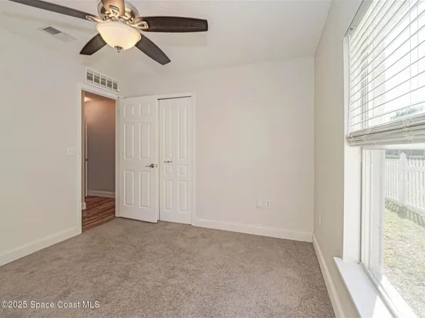 5938 Ridge Lake Cir, Vero Beach, FL 32967