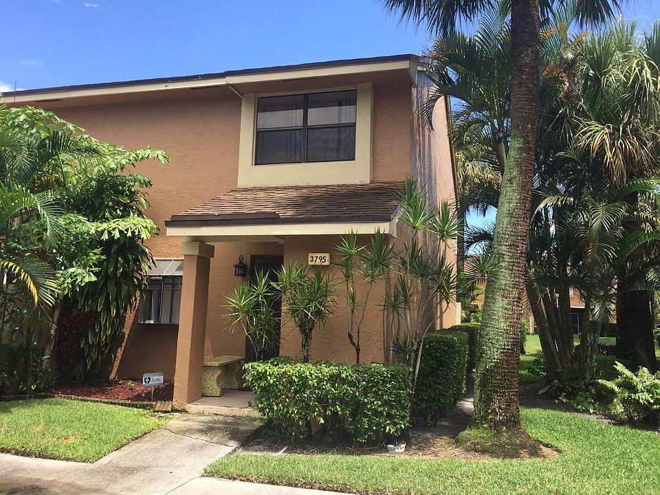 1st image of 3795 Carambola Cir N
