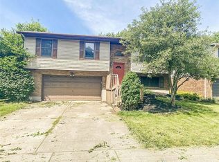 2704 Saybrooke Dr, Middletown, OH 45044