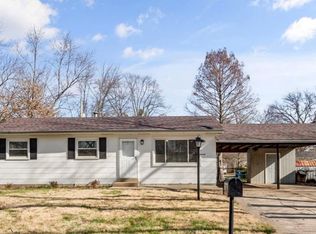 1463 Fairmeadows Ln, Saint Louis, MO