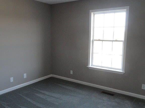 4th image of 117 Tanner Cir