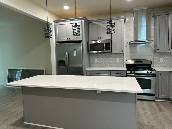 5th image of 13661 Saint Johns Wood Pl