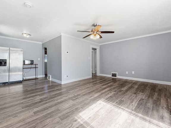 5th image of 625 Grace Ave